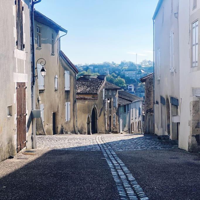Le Prieure Du Vigeant Le Vigeant Exterior foto